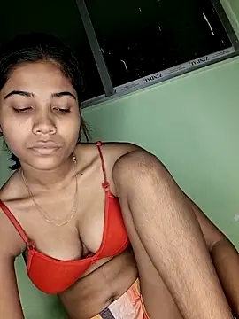 Snapshot of sexy__Valentine chatting on 04-18-26, 03:49 sexy Valentine online show from 04-18-26, 03:49