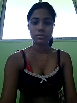 Snapshot of sexy__Valentine chatting on 04-22-26, 06:27 sexy Valentine online show from 04-22-26, 06:27