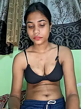 Snapshot of sexy__Valentine chatting on 05-16-26, 03:44 sexy Valentine online show from 05-16-26, 03:44