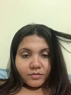 Snapshot of viviboraaaa chatting on 06-19-26, 04:28 viviboraaaa online show from 06-19-26, 04:28