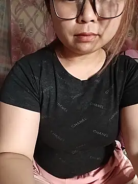 jas-cutle online show from 05-17-26, 03:08