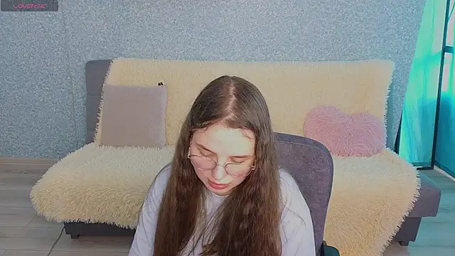 Snapshot of SofiDreamm chatting on 06-08-26, 03:01 SofiDreamm online show from 06-08-26, 03:01