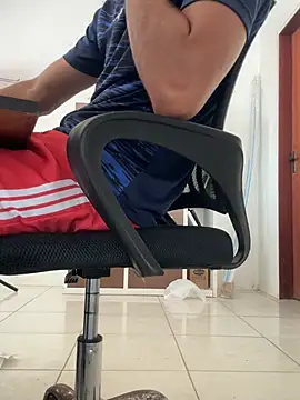 Snapshot of escrivao chatting on 03-30-26, 04:52 escrivao online show from 03-30-26, 04:52