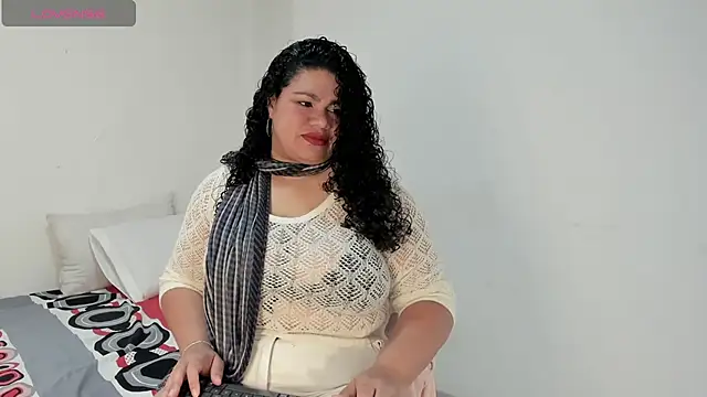 Snapshot of AuraDush chatting on 04-27-26, 12:03 AuraDush online show from 04-27-26, 12:03