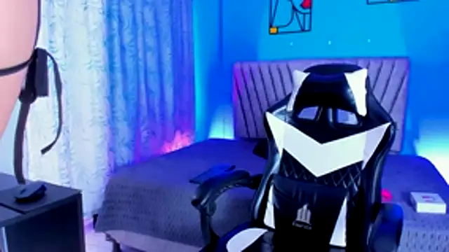 Snapshot of KathalinaRivas chatting on 05-24-26, 07:41 KathalinaRivas online show from 05-24-26, 07:41