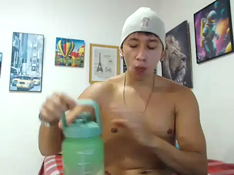 Snapshot of jeffsexybody chatting on 06-01-26, 01:13 jeffsexybody online show from 06-01-26, 01:13