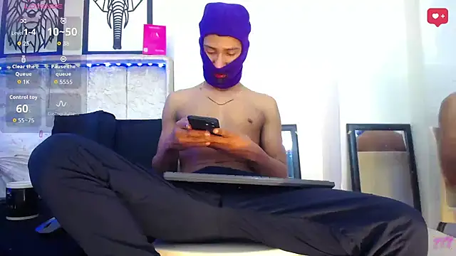 Snapshot of big_cock2016 chatting on 06-28-26, 09:10 big cock2016 online show from 06-28-26, 09:10