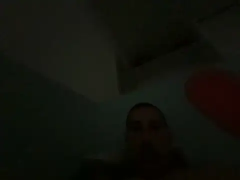 Snapshot of Rebeu_77 chatting on 05-17-26, 01:40 Rebeu 77 online show from 05-17-26, 01:40
