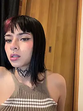 Snapshot of Babeel_ chatting on 06-04-26, 02:06 Babeel online show from 06-04-26, 02:06