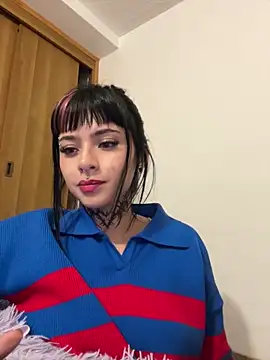Snapshot of Babeel_ chatting on 06-07-26, 02:05 Babeel online show from 06-07-26, 02:05