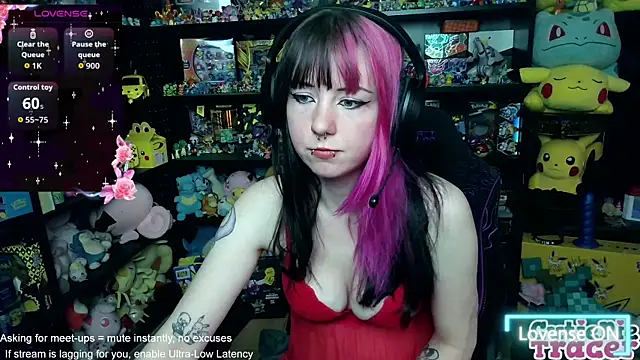 CutieTracer online show from 05-30-26, 03:42