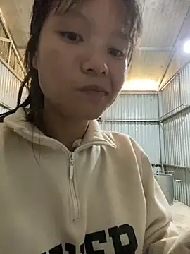 Elisa-a online show from 04-06-26, 01:25