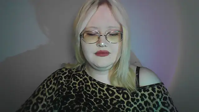 Elayne Sweet online show from 07-11-26, 06:05