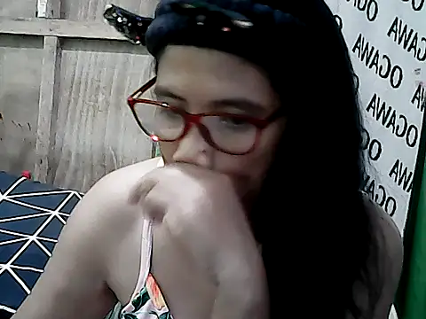Snapshot of PinayZaira chatting on 04-17-26, 05:54 PinayZaira online show from 04-17-26, 05:54