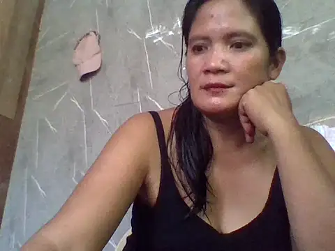 Snapshot of PinayZaira chatting on 07-12-26, 02:24 PinayZaira online show from 07-12-26, 02:24