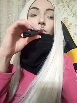 Snapshot of LaDaini chatting on 03-31-26, 05:57 LaDaini online show from 03-31-26, 05:57