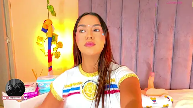 Snapshot of angelicaa_garcia chatting on 06-27-26, 11:48 angelicaa garcia online show from 06-27-26, 11:48