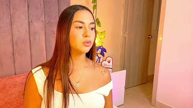 Snapshot of angelicaa_garcia chatting on 07-13-26, 11:24 angelicaa garcia online show from 07-13-26, 11:24