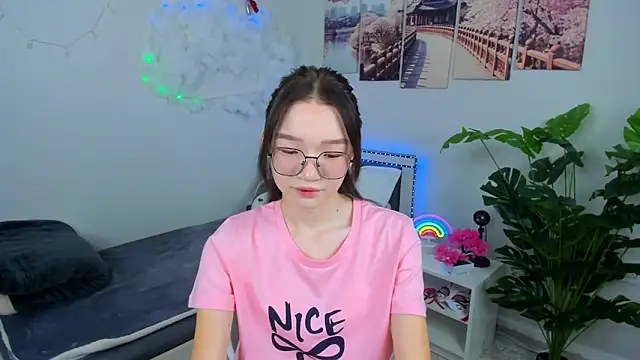 Snapshot of syuri_sun chatting on 06-16-26, 03:14 syuri sun online show from 06-16-26, 03:14