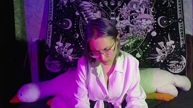 little chappy online show from 06-25-26, 01:59