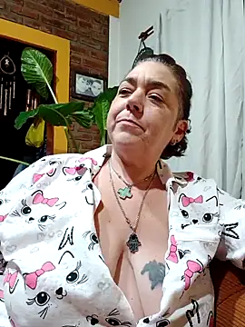 Snapshot of relaxnamaste chatting on 06-17-26, 04:48 relaxnamaste online show from 06-17-26, 04:48