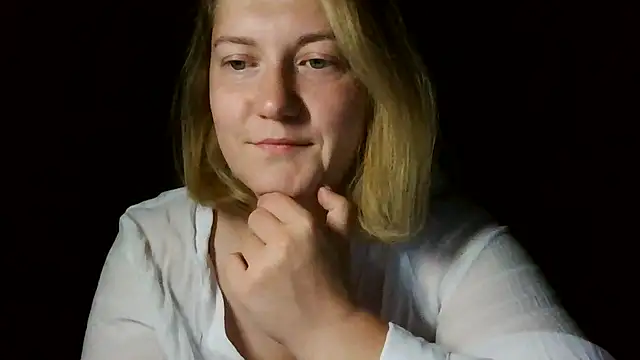 TinaKittyX online show from 05-30-26, 09:56