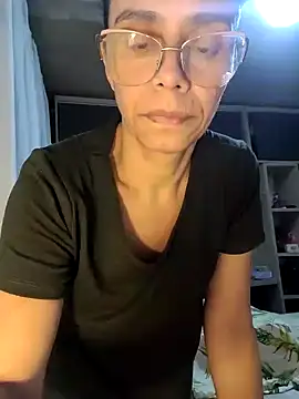 Snapshot of Cristotoza chatting on 06-10-26, 04:39 Cristotoza online show from 06-10-26, 04:39