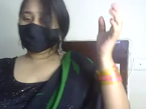 Snapshot of Bitchin_Riya chatting on 04-15-26, 07:37 Bitchin Riya online show from 04-15-26, 07:37