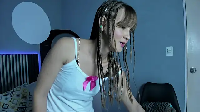 Alina Valmont online show from 04-01-26, 07:22