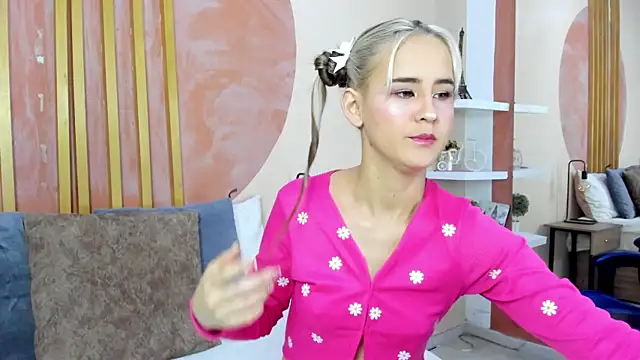 Alina Valmont online show from 07-07-26, 01:48