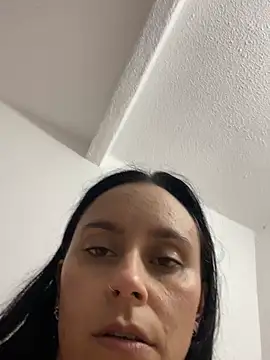 EmilyBrown01 online show from 04-14-26, 03:01