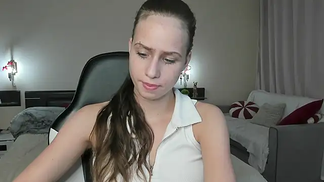 LoveBettie online show from 07-07-26, 03:27