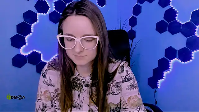 Snapshot of mary_is_cool chatting on 04-06-26, 08:48 mary is cool online show from 04-06-26, 08:48