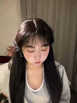 Snapshot of ooooBaby129 chatting on 04-07-26, 01:44 ooooBaby129 online show from 04-07-26, 01:44