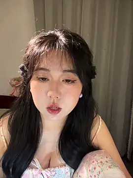 Snapshot of ooooBaby129 chatting on 04-11-26, 02:10 ooooBaby129 online show from 04-11-26, 02:10