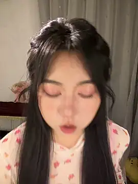 Snapshot of ooooBaby129 chatting on 04-28-26, 02:11 ooooBaby129 online show from 04-28-26, 02:11