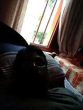 SLShan11 online show from 04-21-26, 05:03