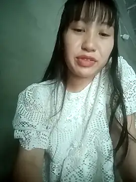 lucynguyen2 online show from 04-21-26, 02:51