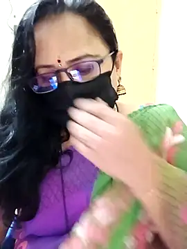 Snapshot of monisha_cam chatting on 04-10-26, 08:19 monisha cam online show from 04-10-26, 08:19