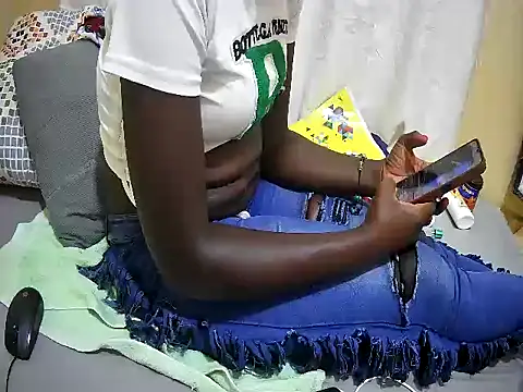 Hotbunny44 online show from 04-03-26, 07:12