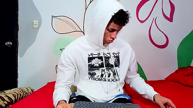 Myke sexy online show from 04-17-26, 04:32