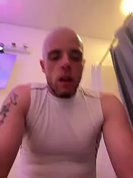 MathiasXXX666 online show from 04-22-26, 02:47