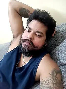 Snapshot of akela_pan1 chatting on 04-06-26, 06:53 akela pan1 online show from 04-06-26, 06:53