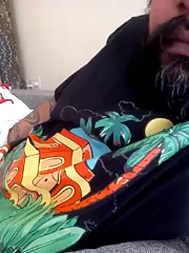 Snapshot of akela_pan1 chatting on 04-08-26, 08:58 akela pan1 online show from 04-08-26, 08:58