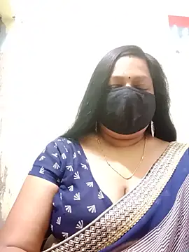 Snapshot of PINKI_024 chatting on 06-12-26, 05:28 PINKI 024 online show from 06-12-26, 05:28