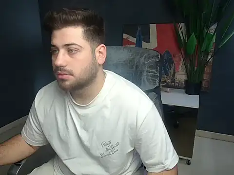 Snapshot of DaxGreer chatting on 04-11-26, 04:17 DaxGreer online show from 04-11-26, 04:17