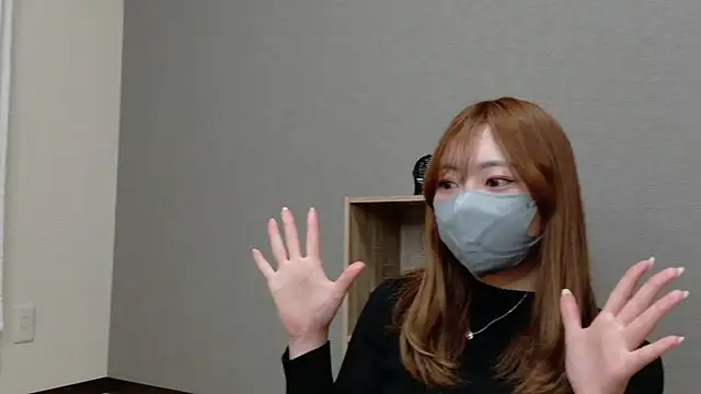 YUA 0425 online show from 04-25-26, 10:18