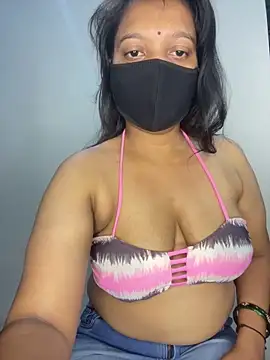 Snapshot of Monika_6999 chatting on 05-17-26, 05:42 Monika 6999 online show from 05-17-26, 05:42