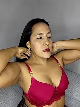 Snapshot of Paulina_06 chatting on 05-29-26, 07:34 Paulina 06 online show from 05-29-26, 07:34