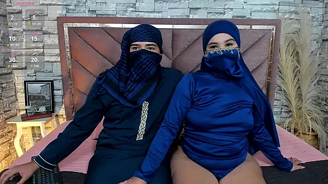 Snapshot of Dalila_and_Khaled chatting on 04-02-26, 05:54 Dalila and Khaled online show from 04-02-26, 05:54